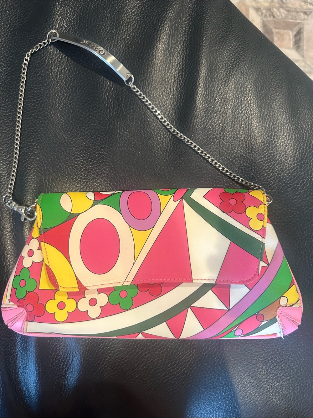 Vintage XOXO Colorful Graphic Floral Shoulder Bag – Pink Multi
